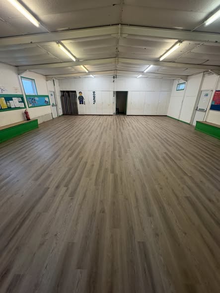 Karndean LVT flooring range in planks design – Project 28